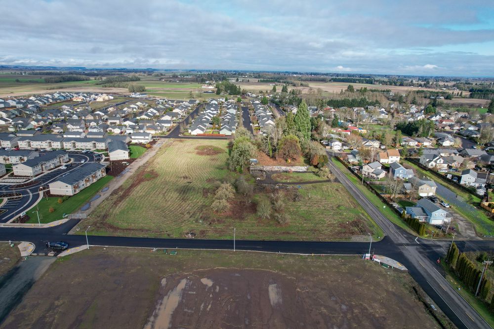 Junction City Apartments Marketplace