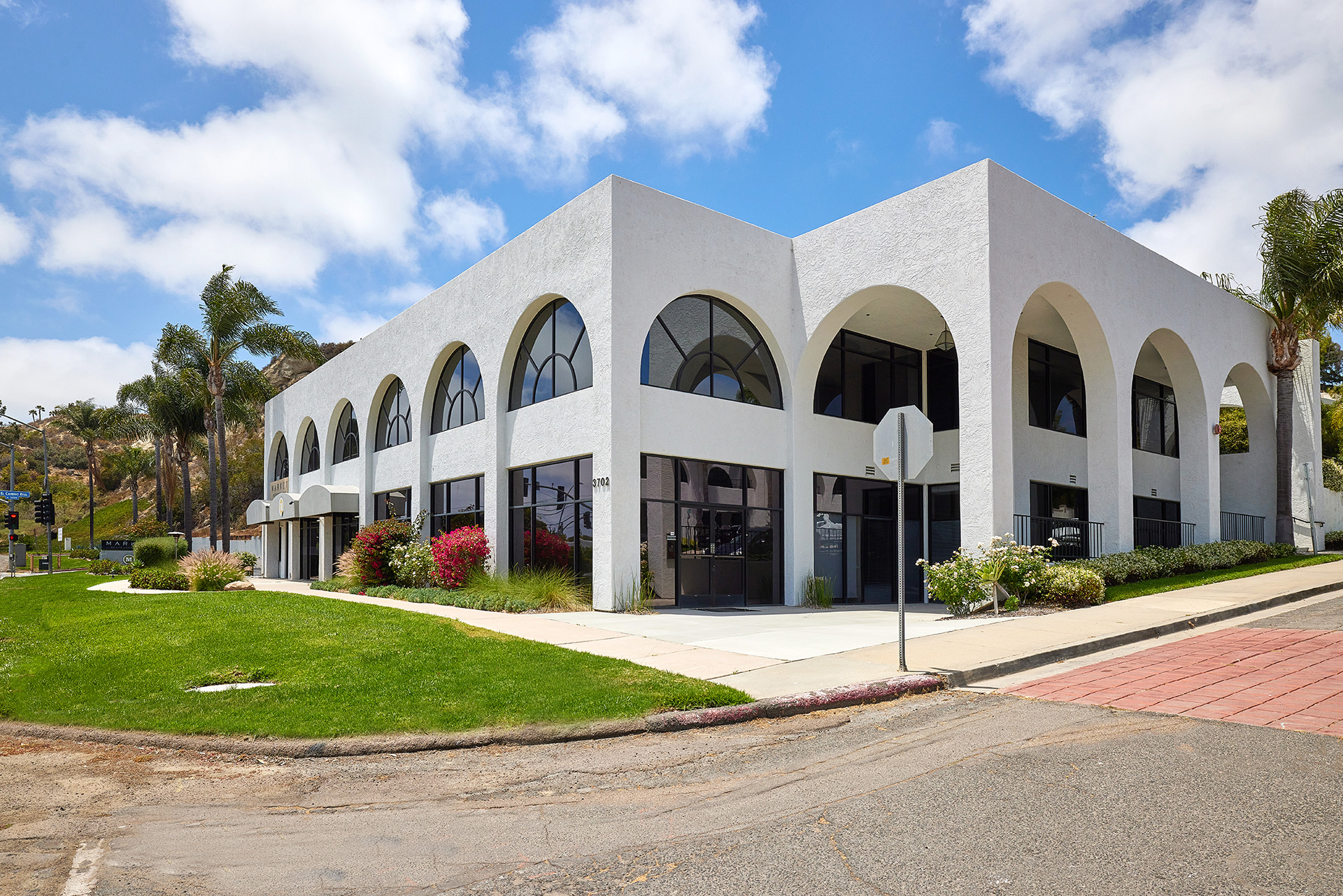 Polo Plaza 3702 West Building Marketplace