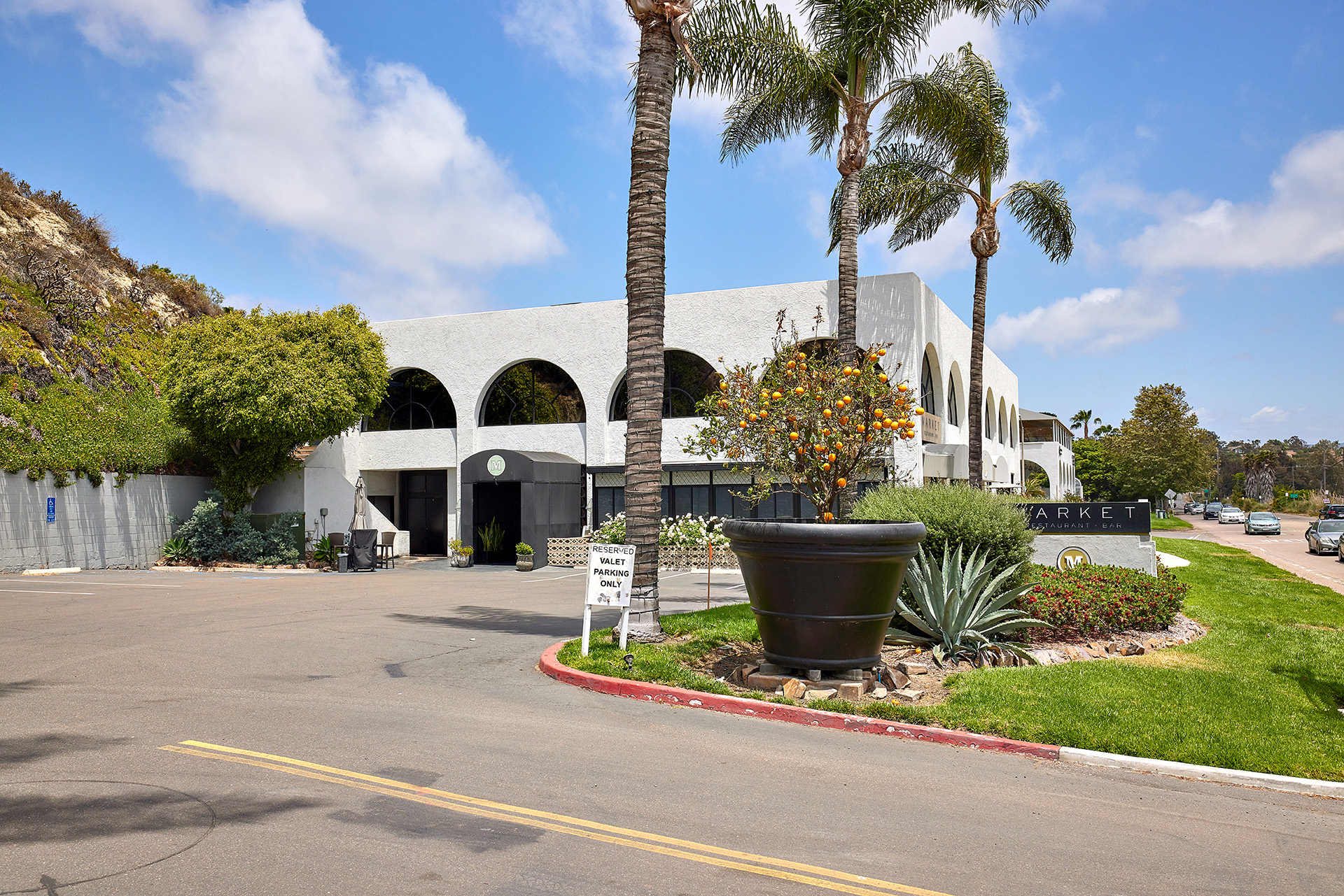 Polo Plaza 3702 West Building Marketplace