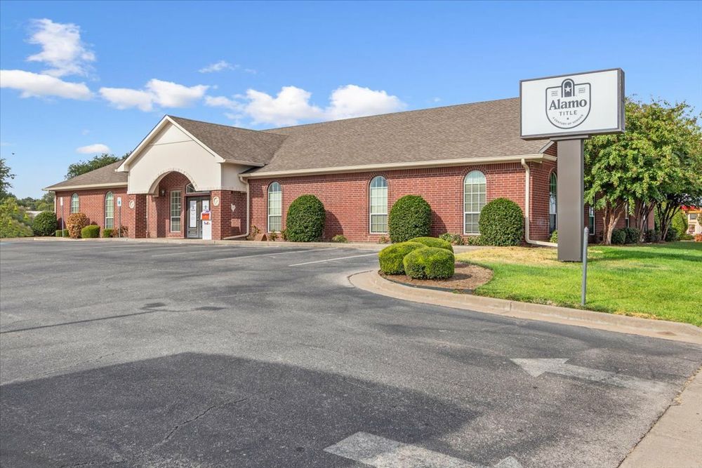 1330 N Valley Mills Dr, Waco, TX for sale Marketplace