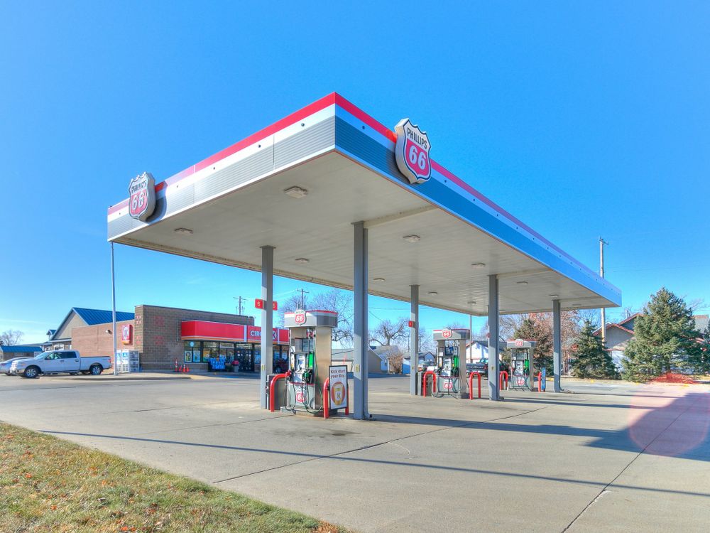 Iowa Gas Station 1219 1st Ave. Marketplace