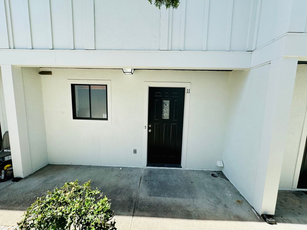 Cedar Rock Apartments Marketplace