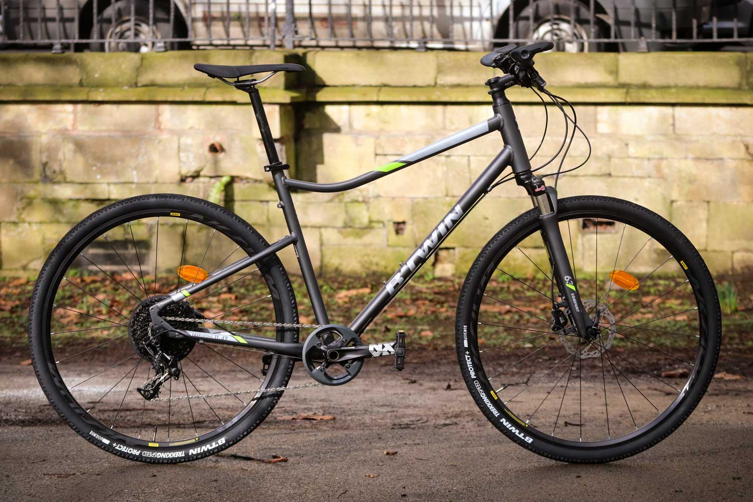 Review Decathlon B’Twin Riverside 920 hybrid bike road.cc