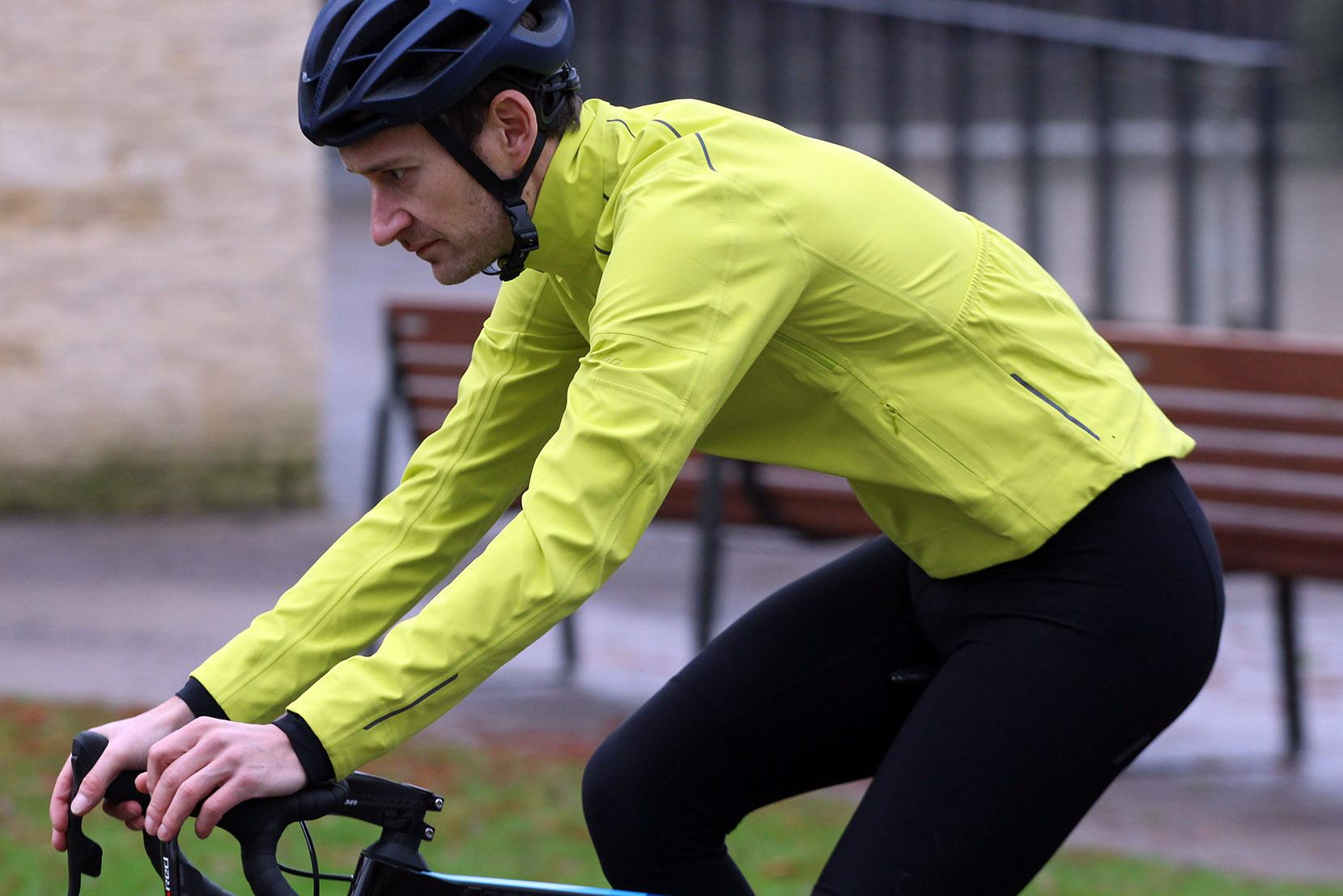 Review Rapha Classic Winter Jacket road.cc