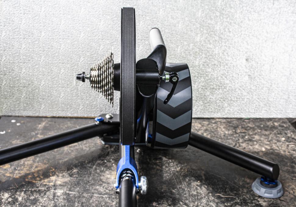 Review Wahoo Kickr Smart Trainer v6 road.cc