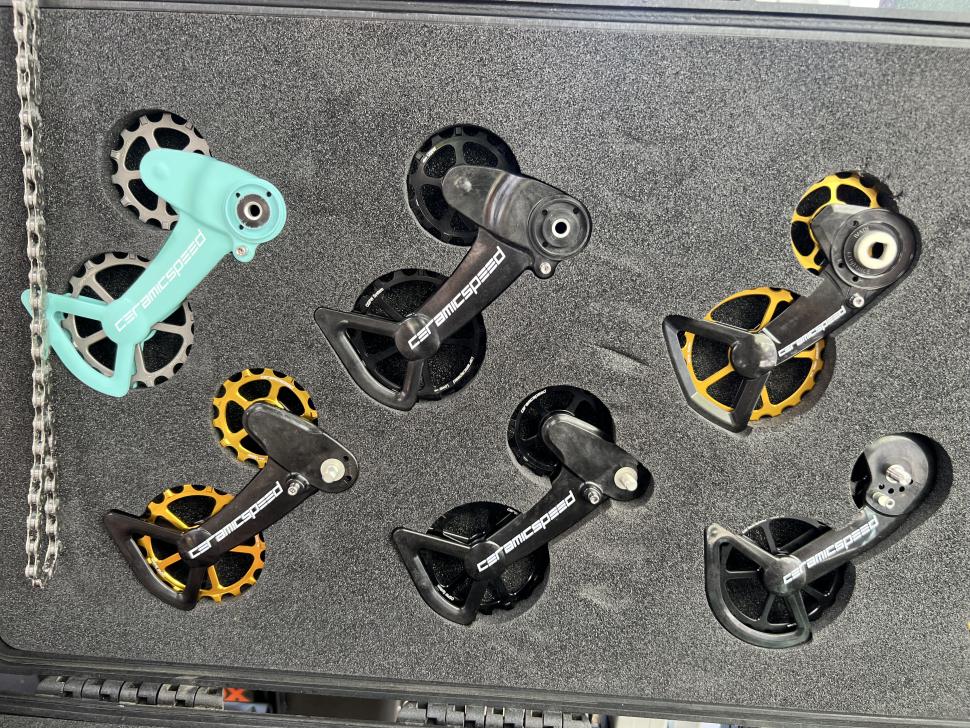 New CeramicSpeed prototype with solid jockey wheels spotted, wild