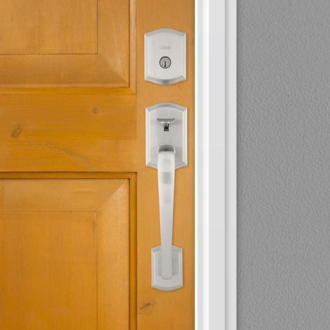 Weiser Prescott Satin Nickel Entrance Handle Set with Deadbolt and SmartKey Technology 9GLA84710
