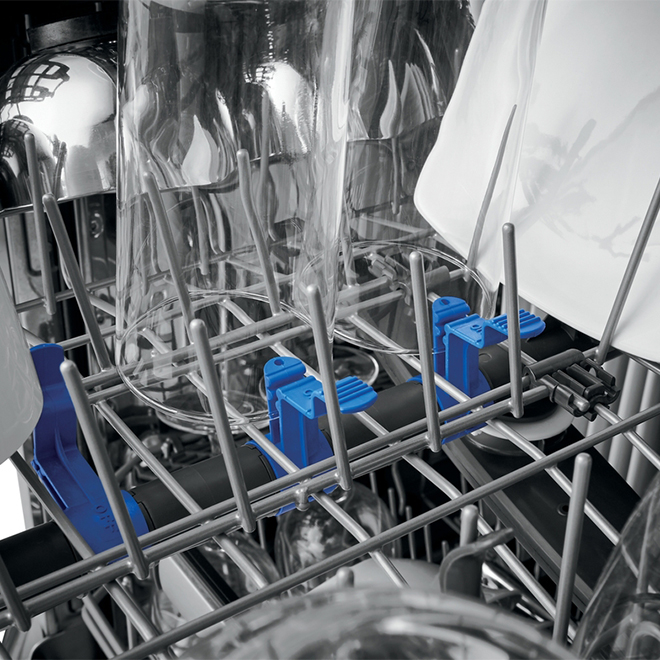 Electrolux SlideIn Dishwasher with PerfectDry 24in Stainless