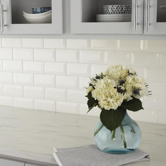 American Olean Starting Line Gloss White Glazed Ceramic Wall Tile 3in