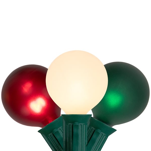 Northlight, 10Count Frosted Red White and Green G50 Globe Patio Lights