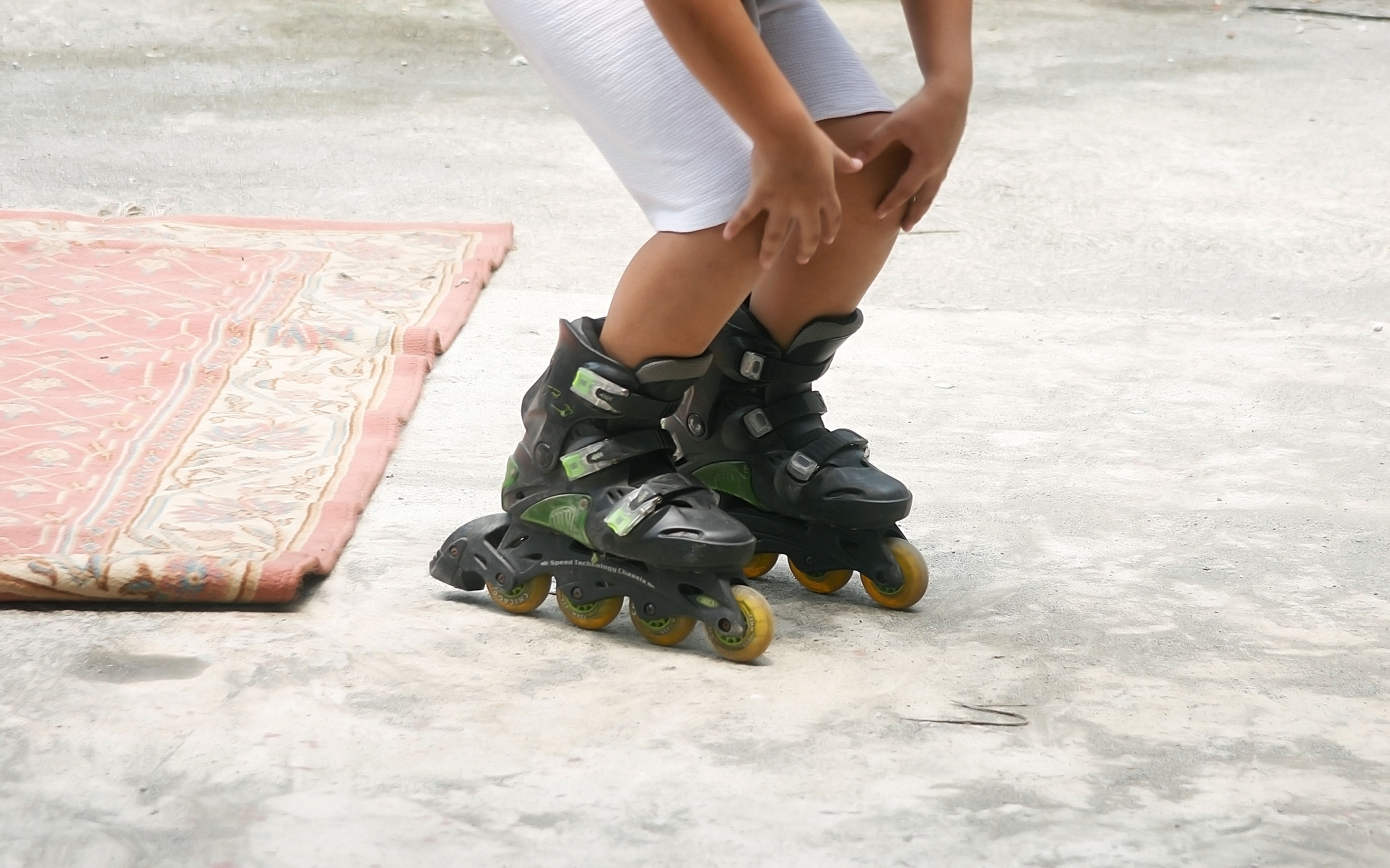 How To Brake On Roller Skates The Toe Stop And Heel Stop