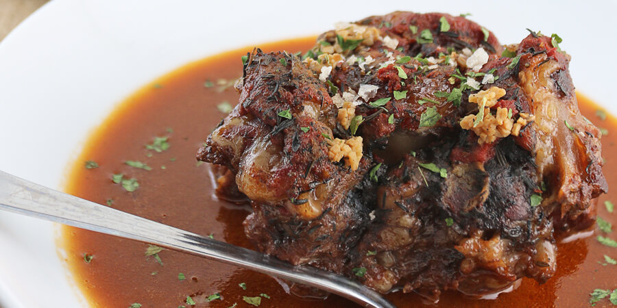 Keto Slow Cooker Braised Oxtails Recipe [Easy &amp; Delicious]