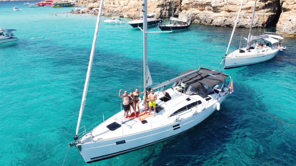 Mieten Sie ein Segelboot Elan Impression 444 Mowgli Sailing Boat Elan