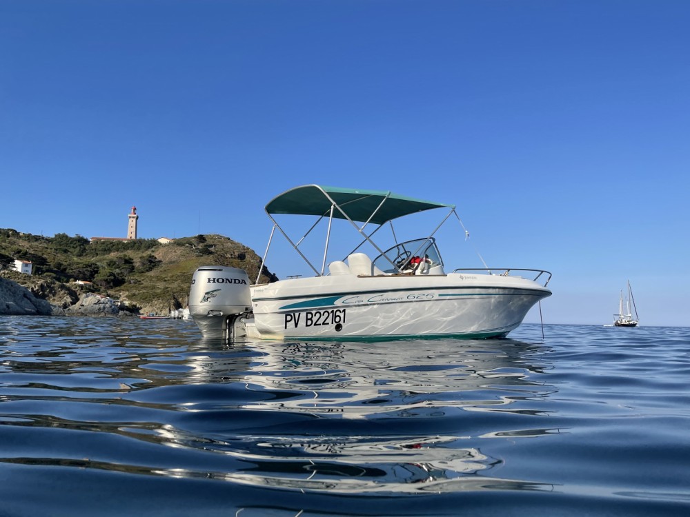 Location bateauamoteur Jeanneau Cap Camarat 625 Luxe à Argelèssur