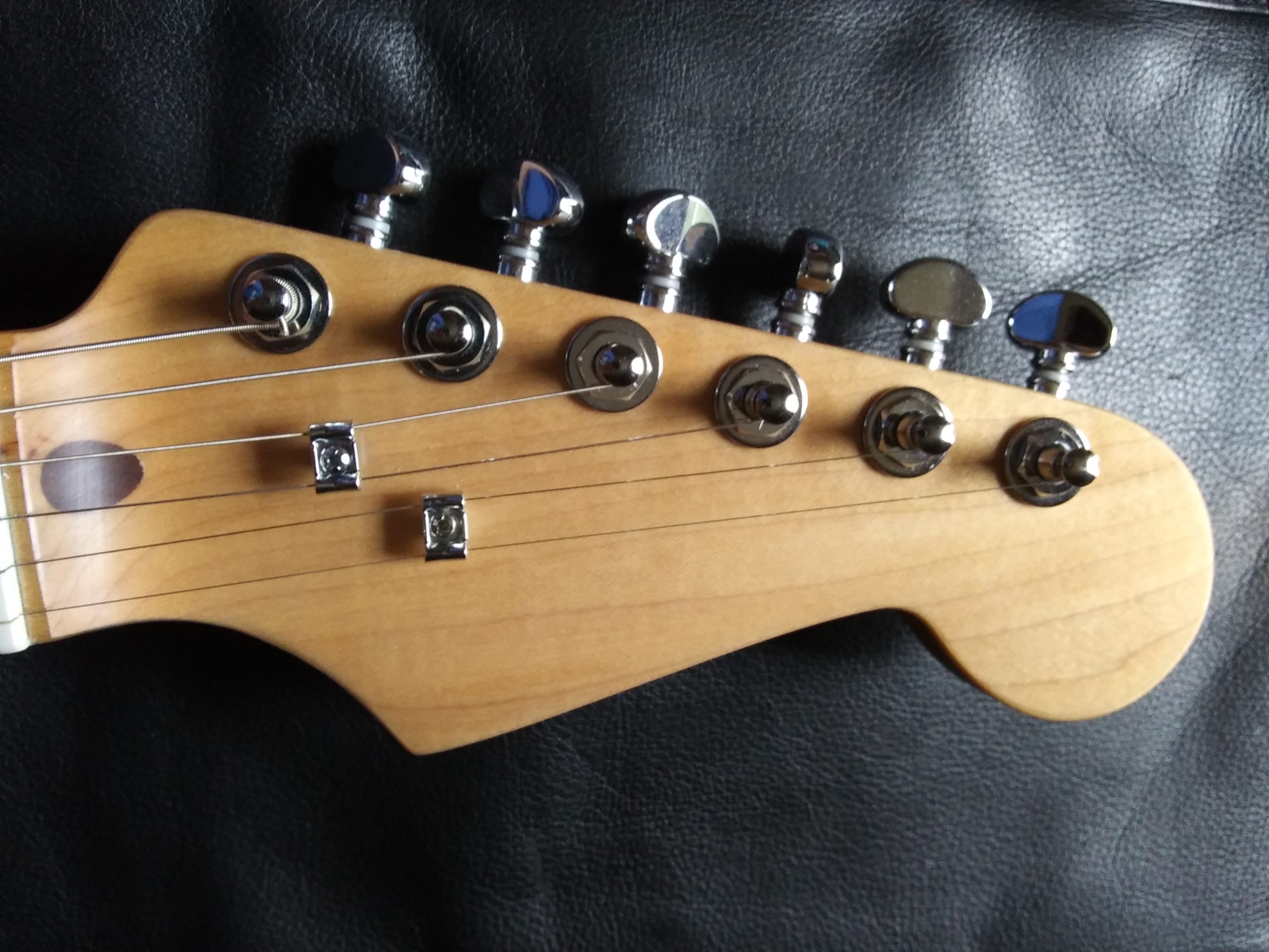 Does Guitar Center Change Ukulele Strings? ScionAv