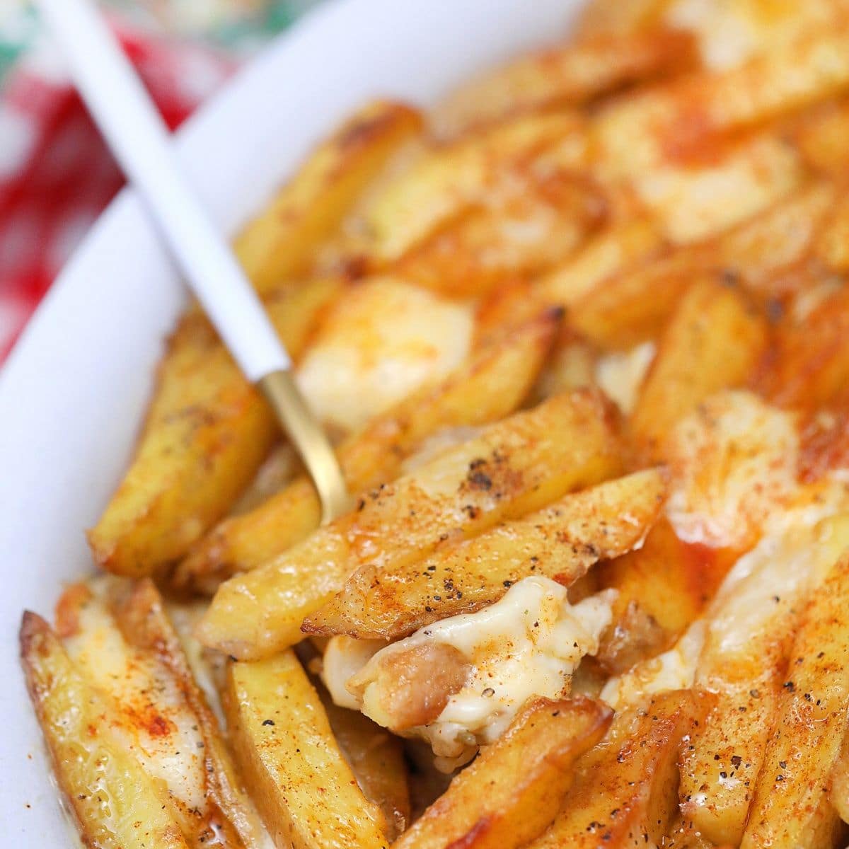 Easiest Canadian Poutine Recipe You'll Ever Make Scrambled Chefs