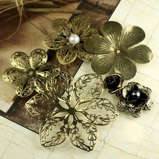 Prima Vintage Trinkets Collection Metal Embellishments Flowers Mix 4