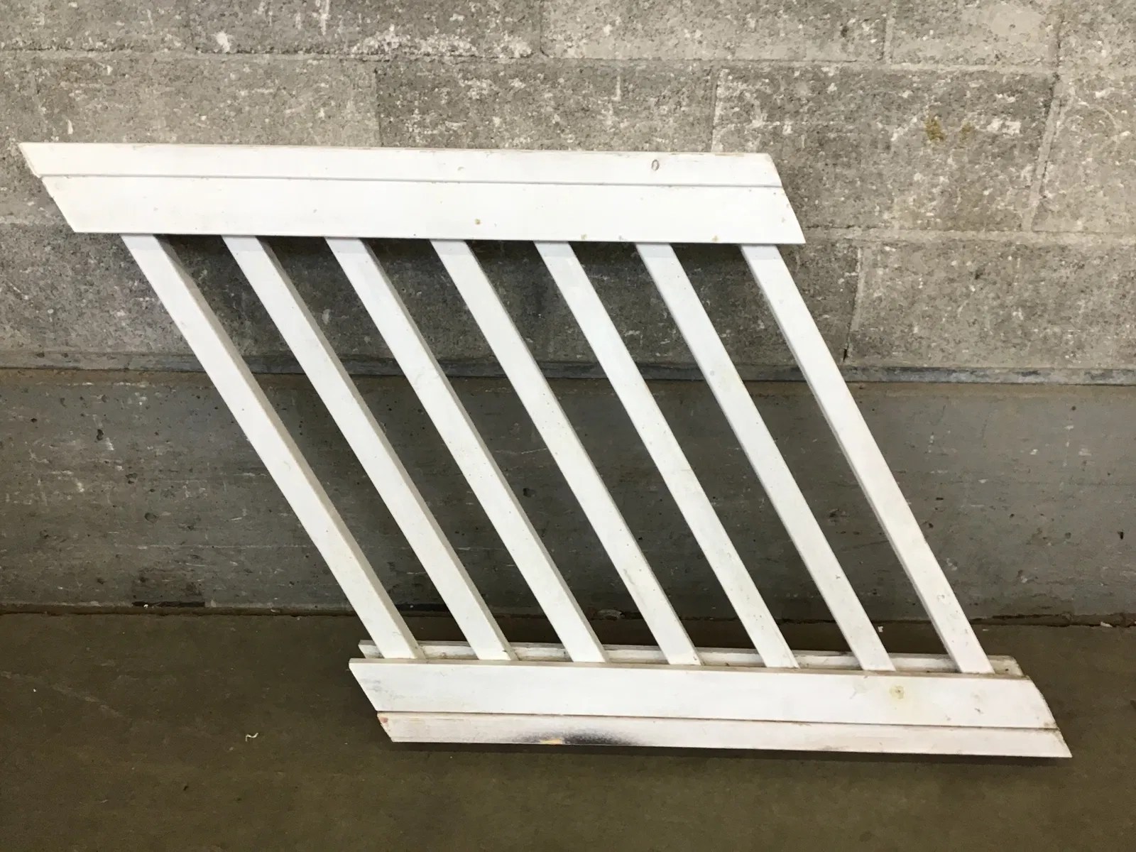 Cedar Railing Piece Second Use Building Materials and Salvage