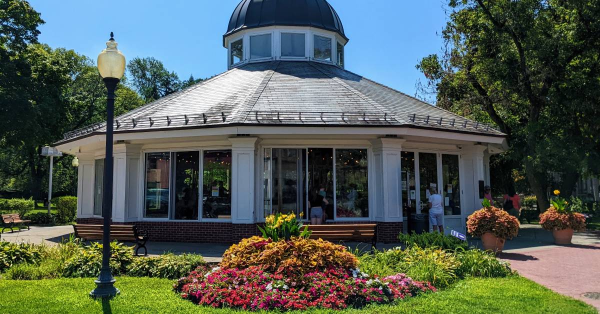 Ride the Congress Park Carousel in Saratoga Springs, NY