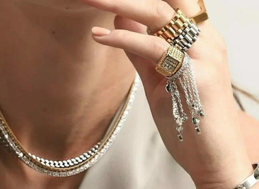 Stainless Steel vs Silver Comparing Durability & Style