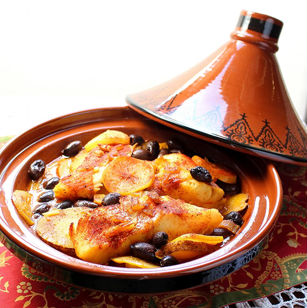 MOROCCAN TAGINE AN INTRODUCTION TO COOKING WITH A MOROCCAN TAGINE POT Marrakesh Gardens
