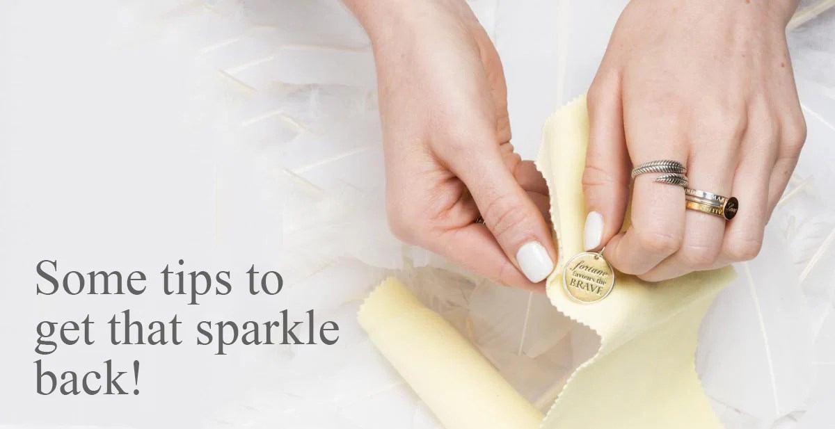 Clean Diamond Rings Hoskings Jewellers