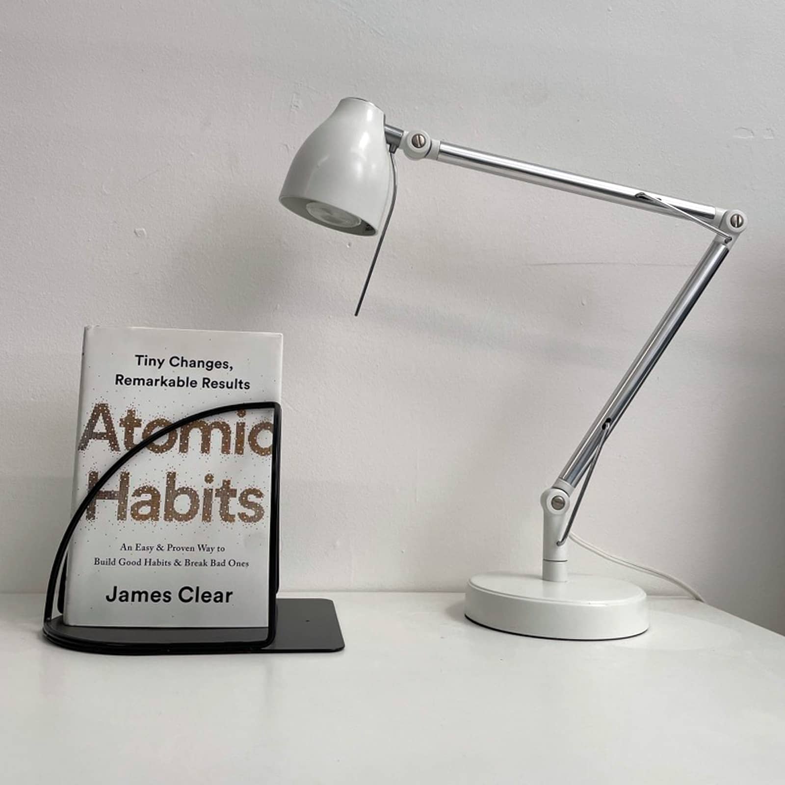 Minimalist Productivity Guide Atomic Habits By James Clear Overview