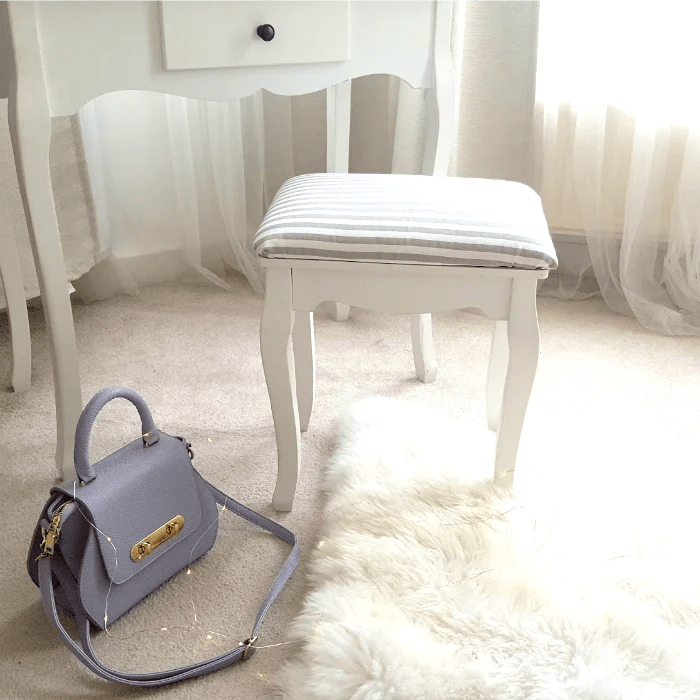 How To Recover a Stool Craft Box Girls