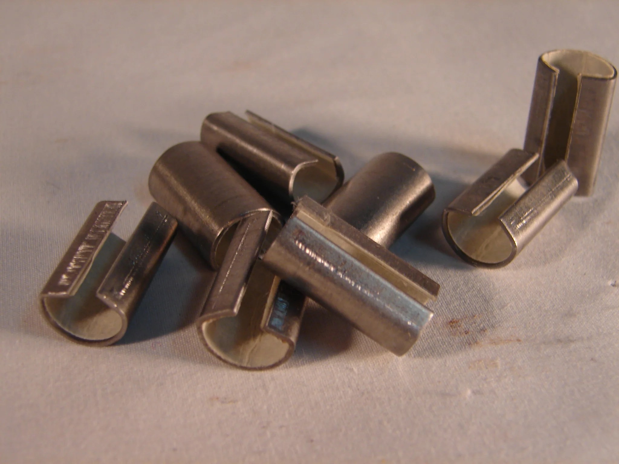 Border Wire (BW) aka C CLIPS