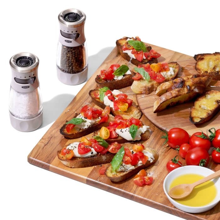 OXO Good Grips Contoured MessFree Pepper Grinder Spoons N Spice