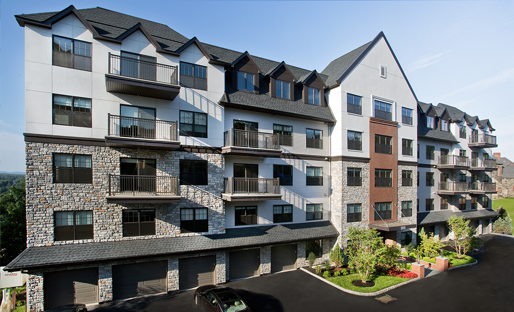 Fort Hill Luxury Westchester Apartments for rent Peekskill, NY