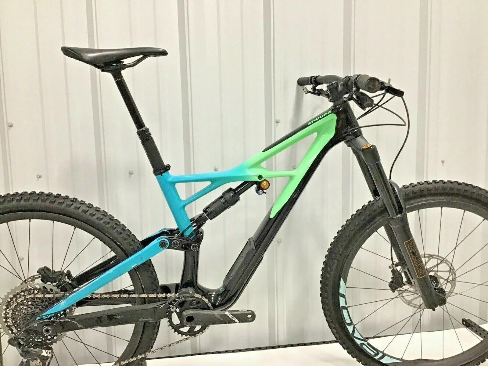 2018 Specialized Enduro FSR Pro Carbon Mountain Bike Medium 27.5″ SRAM
