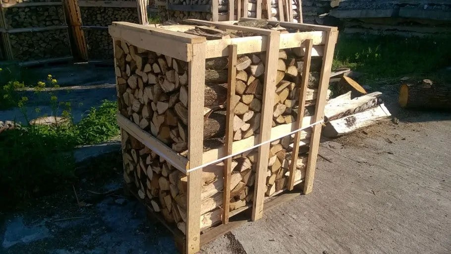 Brennholz ? Kaminholz Eiche trocken ab 77 € / RM LKWLieferung