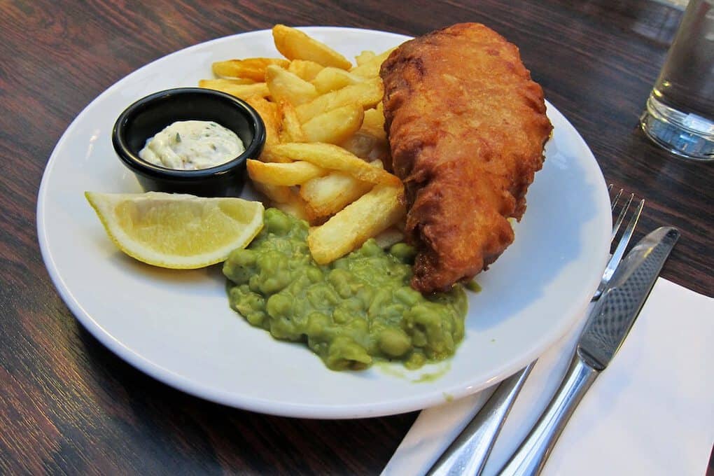 List Of Traditional And Most Popular British Foods To Try In The UK