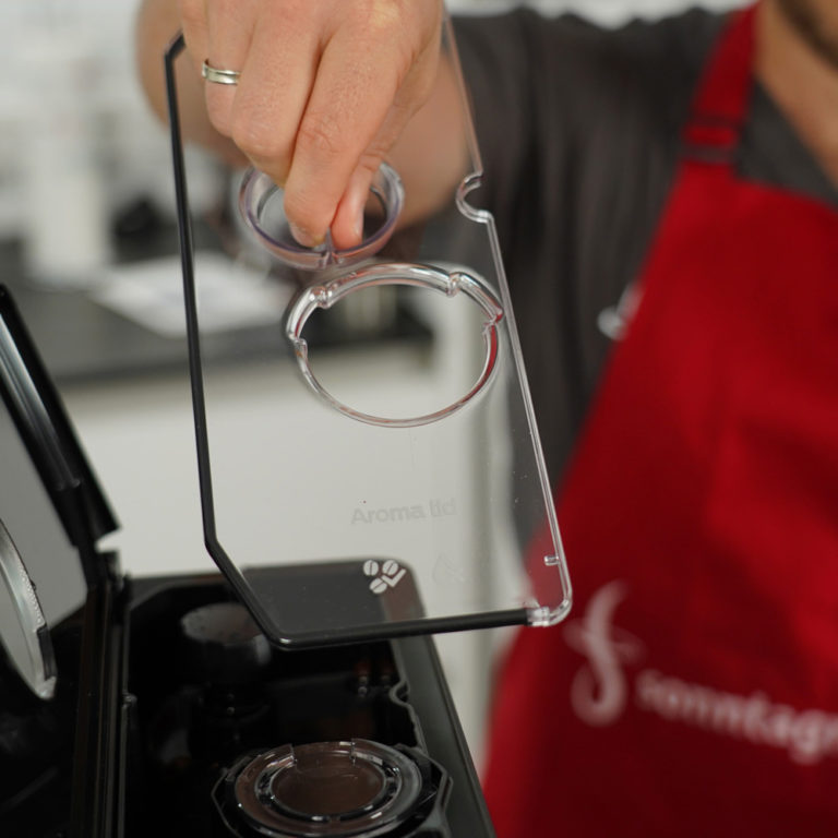 Philips Kaffeevollautomat LatteGo EP5335/10 Test 2021