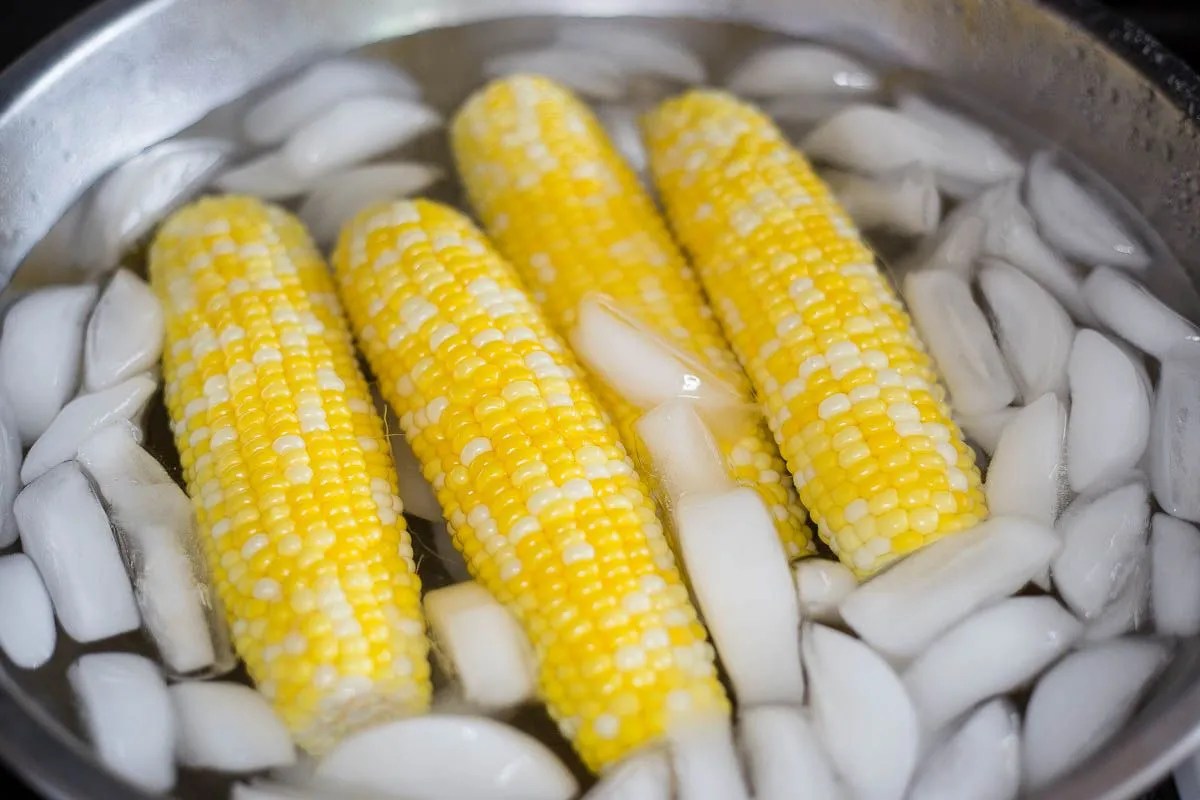 How To Freeze Corn on the Cob