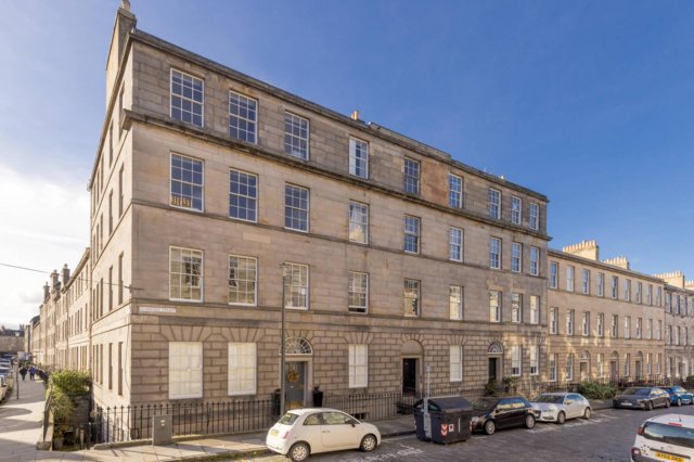 30/10 Clarence Street Rettie