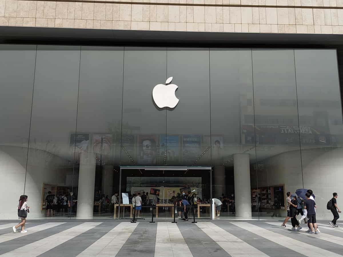 Apple implements new verification process for educational discounts in US