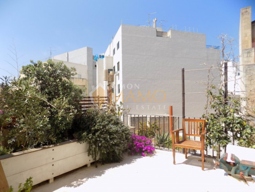 Estate agents Malta 4 bedroom Townhouse in Sliema Simon Mamo Real