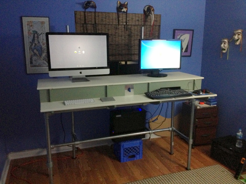 10 DIY Standing Desks Built with Pipe and Kee Klamp