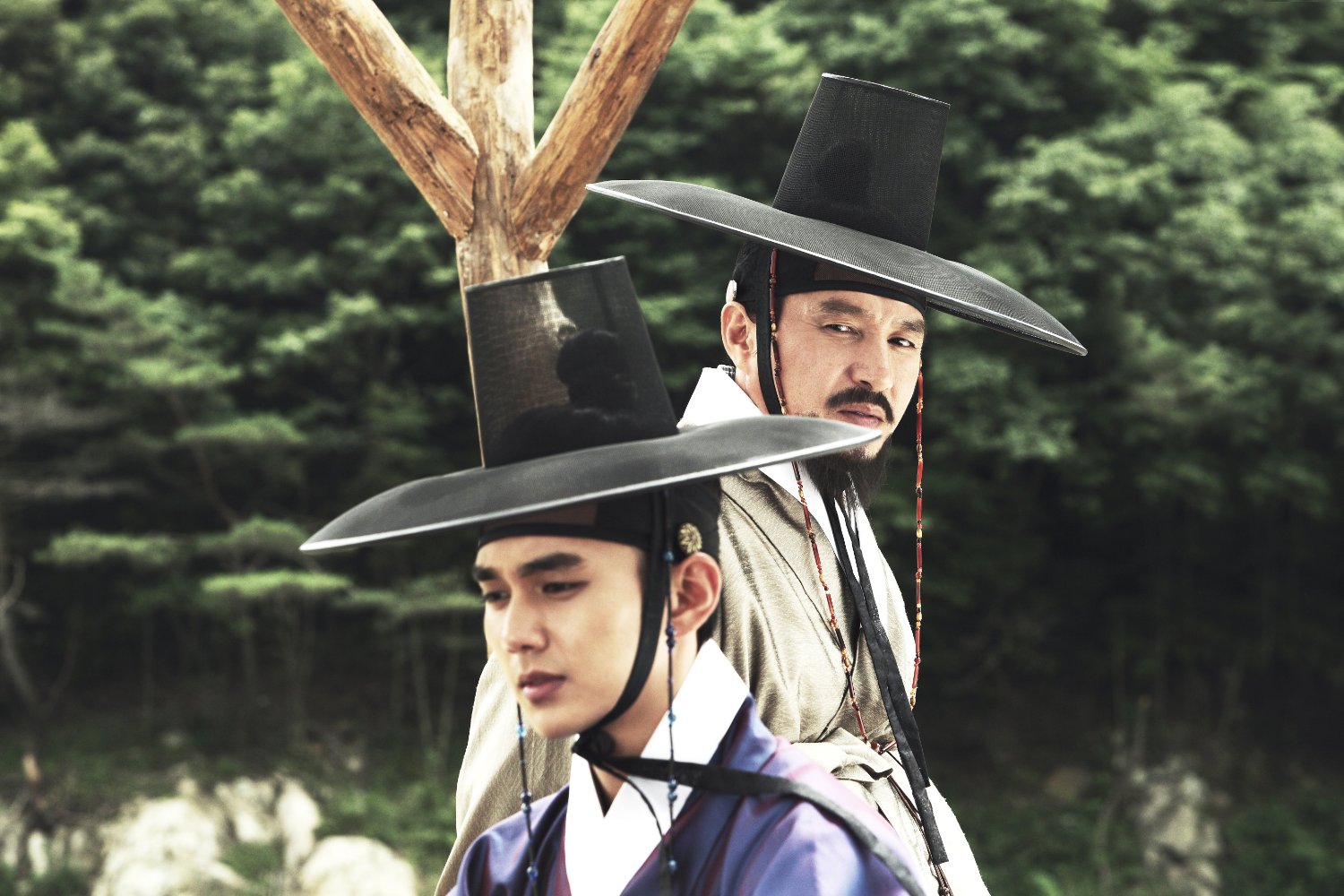 SEONDAL THE MAN WHO SELLS THE RIVER NEHİR SATAN ADAM