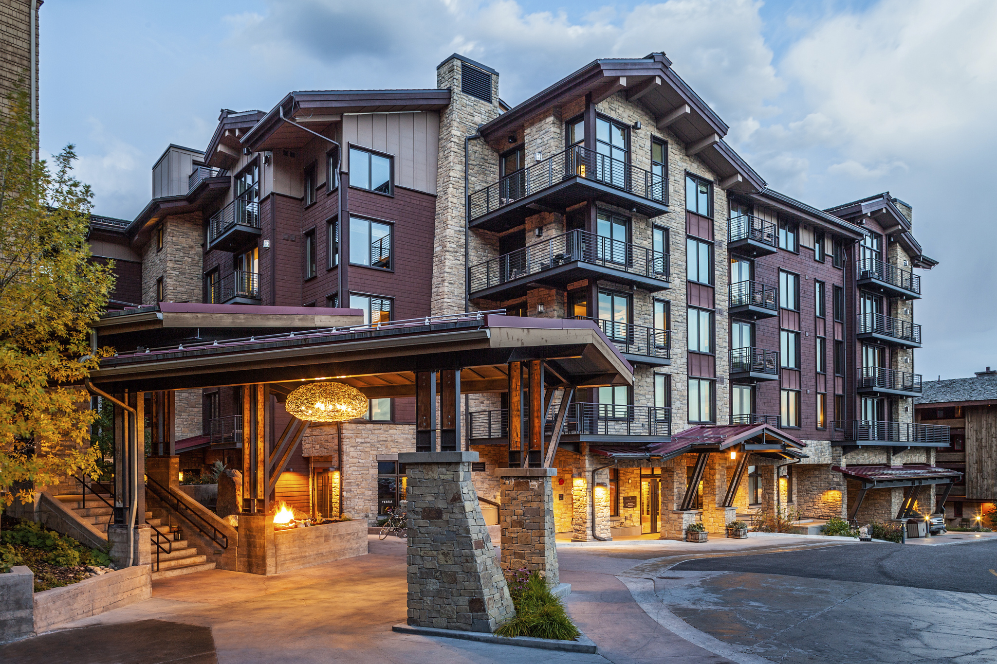 Jackson Hole Lodging, Hotels, Vacation Rentals Teton Village, Wyoming