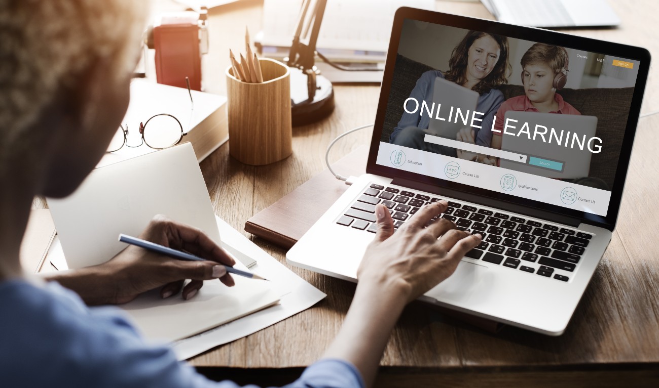9 Accelerated and Flexible Online Programs for Great Jobs HowStuffWorks