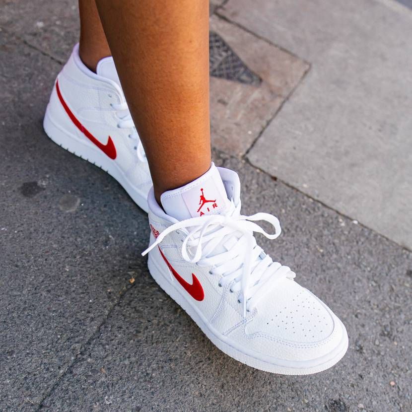 【販売リンク】8/8発売 NIKE WMNS AIR JORDAN 1 MID "WHITE/RED" 抽選/定価/販売店舗まとめ