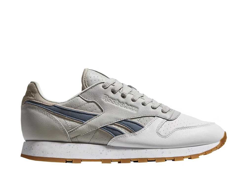 Urban Outfitters × Reebok Classic Leather Extra Butter "White"の新品/中古フリマ