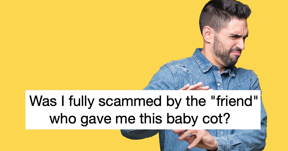 Parents to newborn are tricked into receiving 'disgusting baby cot' as