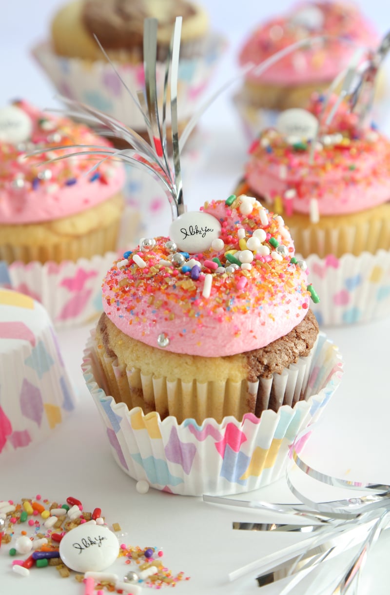 Neapolitan Marbled Cupcakes Sprinkle Bakes