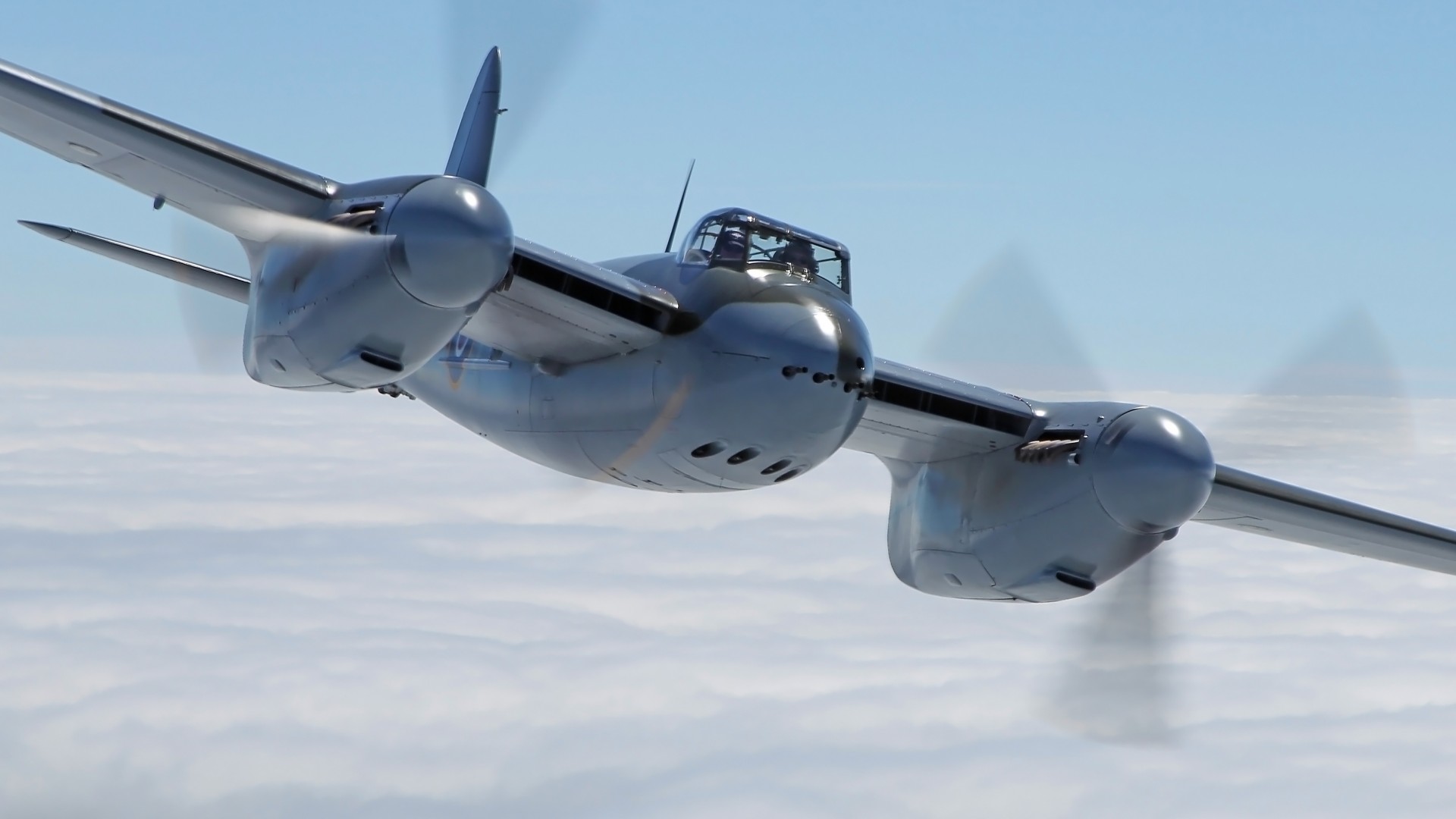 Restore the de Havilland Mosquito Square Mile