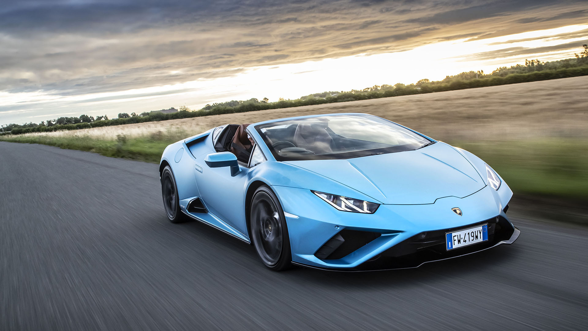 The Huracan Evo RWD Spyder Square Mile
