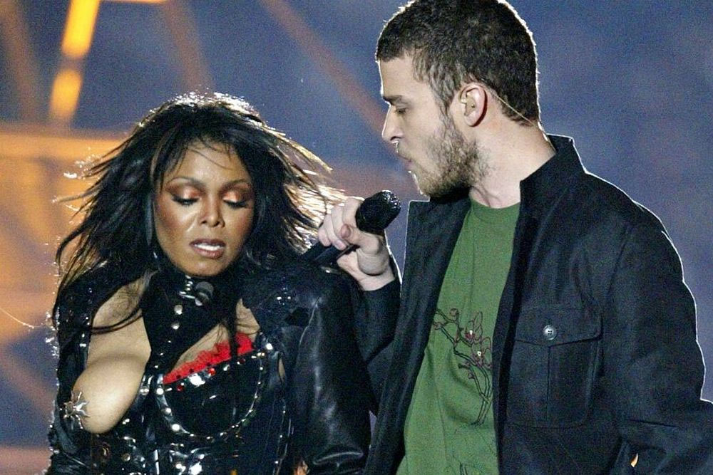 Justin Timberlake Talks About Super Bowl 2004 Incident With Janet Jackson
